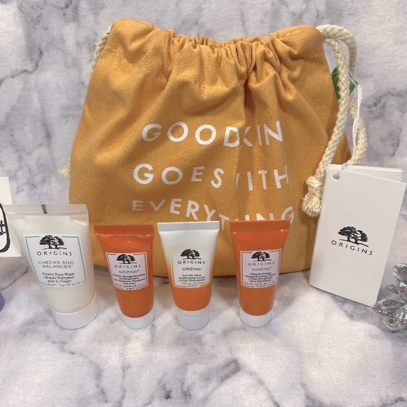 Origins Skincare Gift Set-Orange Bag,Face Wash,Serum,Moisturizer & Cream-5pc-NEW - Picture 2 of 14